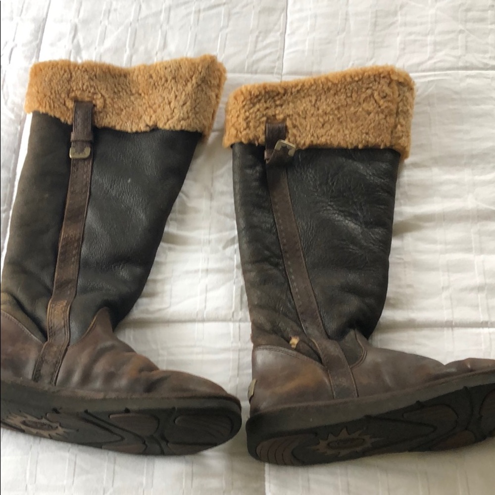 LEATHER UGGS